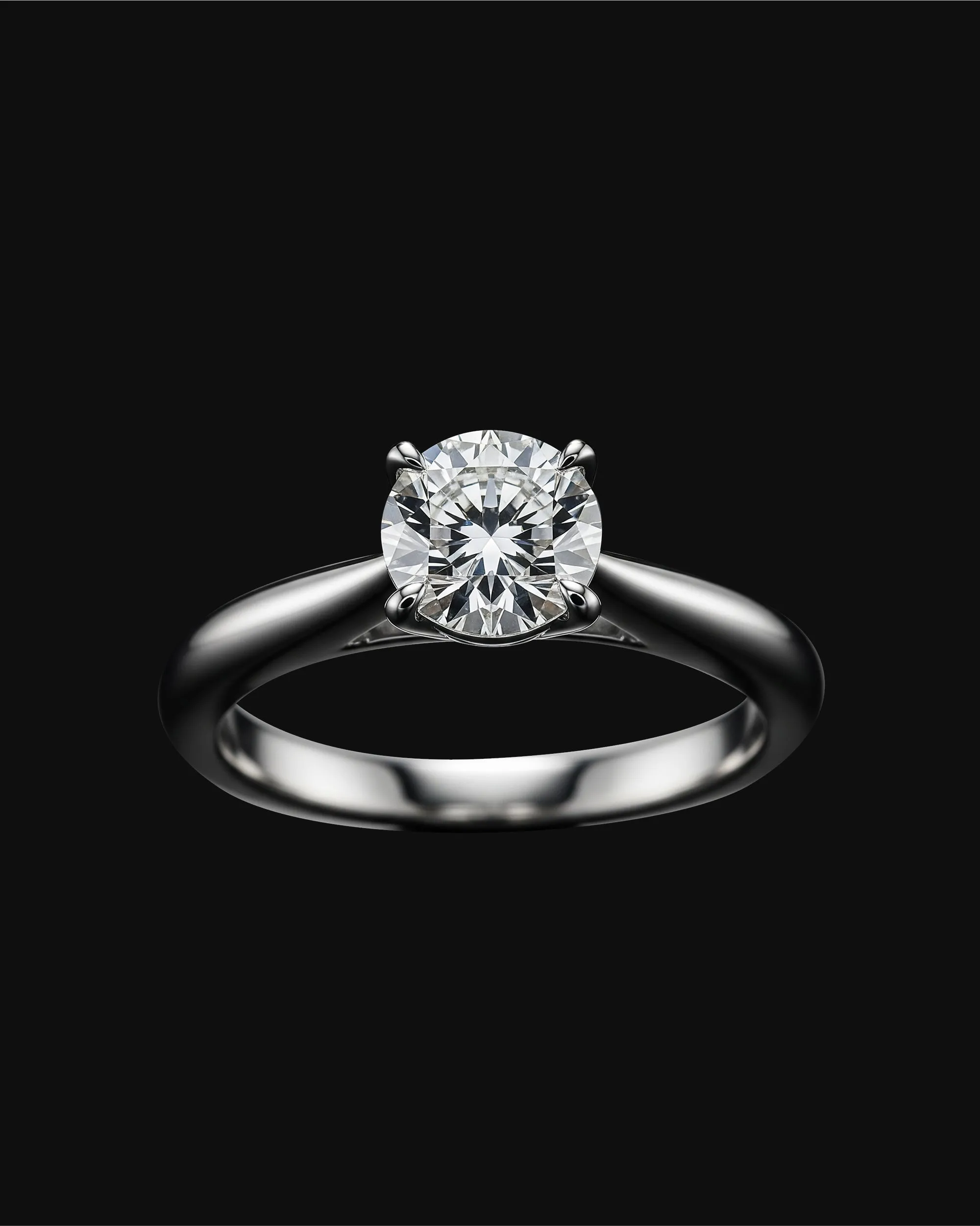 Photograph used on the LUSTRA template (jewellery) page (2000x2501 original).
